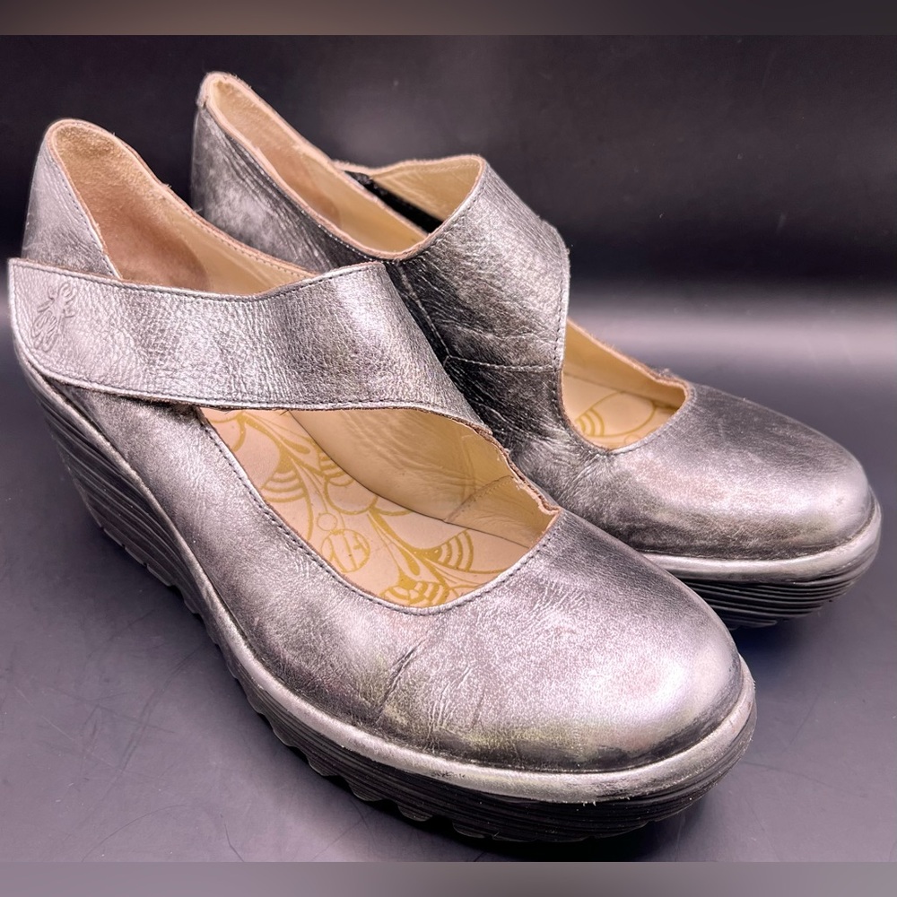 Fly London- Yasi Silver Women's Wedge Shoes-‎ Size:39
